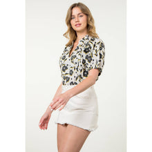 Load image into Gallery viewer, Puff Sleeve Flower Print Top