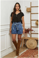 Load image into Gallery viewer, Front blouse 100% Linen back 95% cotton 5% elastane REF.3856