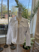 Load image into Gallery viewer, Ada Cropped Jacket Optic White
