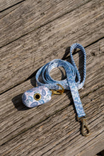Load image into Gallery viewer, Blue Oyster Waste Bag Holder