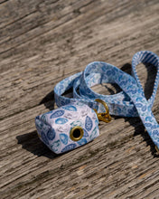 Load image into Gallery viewer, Blue Oyster Waste Bag Holder