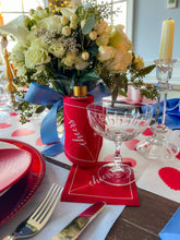 Load image into Gallery viewer, The Red Carpet Cheers Luxury Disposable Cotton Napkins