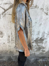 Load image into Gallery viewer, Smart Metallic Textured Button-down short sleeve blouse
