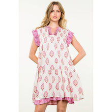 Load image into Gallery viewer, Sleeveless Pintuck Floral Print Dress
