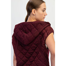 Load image into Gallery viewer, QUILTED QUARTER ZIP HOODIE JACKET
