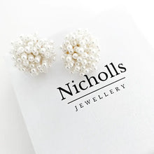 Load image into Gallery viewer, Lottie Cluster Pearl Earrings
