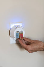 Load image into Gallery viewer, Pura + Votivo Smart Home Diffuser Set - Red Currant &amp; IBP
