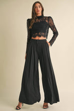 Load image into Gallery viewer, Romantic Lace Long sleeve Blouse Top
