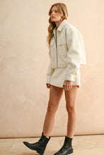 Load image into Gallery viewer, J5299ST   BIG POCKET FRONT ZIPPER CLOSURE JACKET
