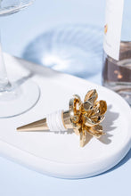 Load image into Gallery viewer, Wine Stopper, Magnolia
