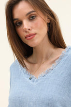 Load image into Gallery viewer, Linen blouse
