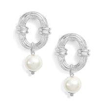 Load image into Gallery viewer, Creamy White Pearl Drop Ornamented Link Necklace
