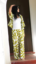 Load image into Gallery viewer, Erin Abstract Print Pants Olive White 
