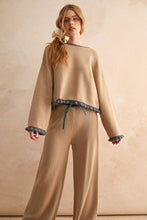 Load image into Gallery viewer, T5466ST   RUFFLED HEM DETAIL KNITTED TOP
