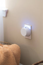 Load image into Gallery viewer, Pura + Votivo Smart Home Diffuser Set - Red Currant &amp; IBP
