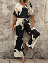 Load image into Gallery viewer, Ladies Color Block Floral Print Short Sleeves Top &amp; Pants Set 
