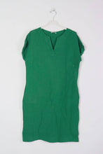Load image into Gallery viewer, Green Linen Dress
