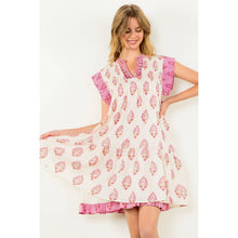 Load image into Gallery viewer, Sleeveless Pintuck Floral Print Dress
