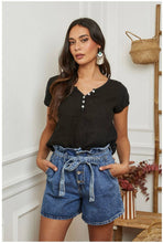 Load image into Gallery viewer, Front blouse 100% Linen back 95% cotton 5% elastane REF.3856
