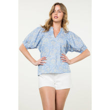 Load image into Gallery viewer, Puff Sleeve Flower Print Top
