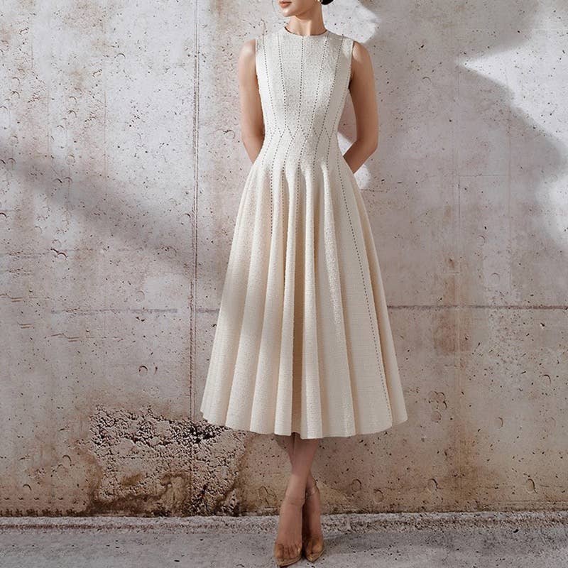 Elegant Pleated Sleeveless Midi Dress for Women