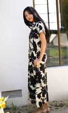 Load image into Gallery viewer, Carrie Cotton Dress Black Ivory
