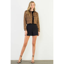 Load image into Gallery viewer, Cheetah Print Cropped Jacket
