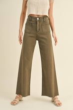 Load image into Gallery viewer, MMP1913   STRAIGHT WIDE LEG PANTS WITH FRONT POCKET

